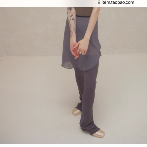 Typha ballet flared  legwarmers M - Picture 7 of 7